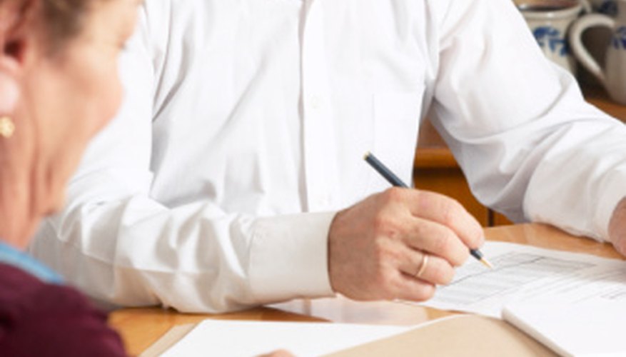 Las facturas proporcionan a los clientes una copia de las ventas o el registro del servicio.