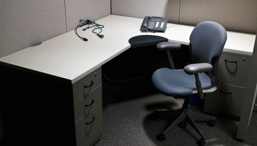 How to Fix a Hydraulic Office Chair | Bizfluent