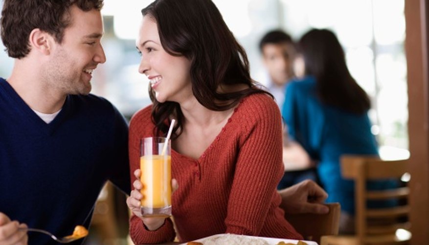 Los planes de mercadeo ayudan a los restaurantes para atraer nuevos clientes.
