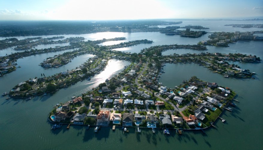Photo Credit: Thinkstock/Comstock/Getty Images Florida is on the Gulf of Mexico and the Atlantic.