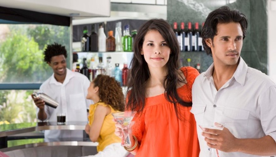 Las noches temáticas llenas de diversión pueden convertir a tu bar en aquel del cual todo el mundo habla.