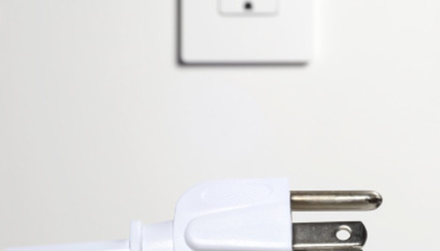 Photo Credit: Jonathan Kantor/Lifesize/Getty Images Electric outlets in the U.S. are rated at 120 volts.