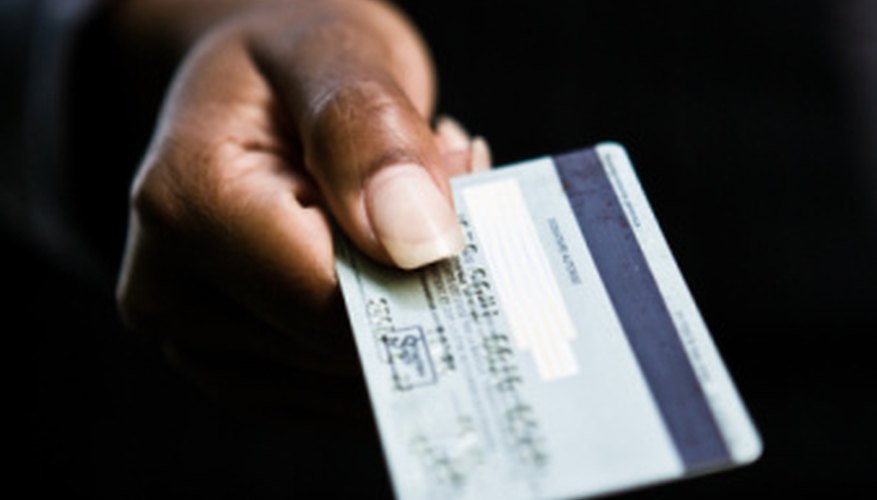 Las tarjetas de crédito son útiles y convenientes, pero no pueden considerarse activos financieros.