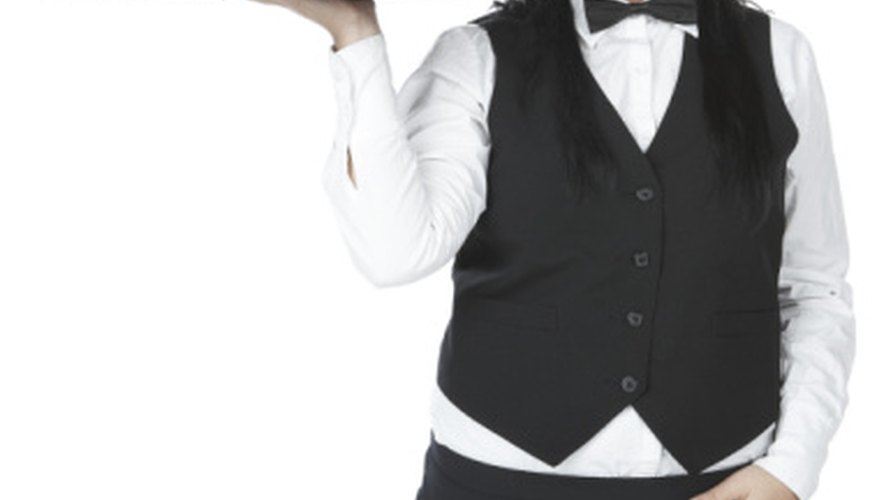 Las meseras pueden trabajar como parte del equipo de servicio.