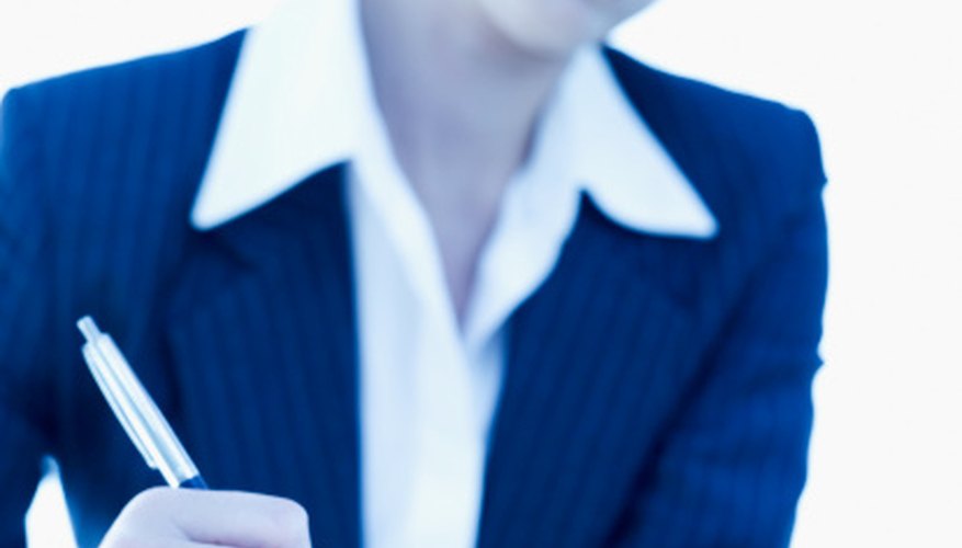 Los psicólogos industriales ayudan a las empresas mejorando la administración utilizando principios psicológicos,