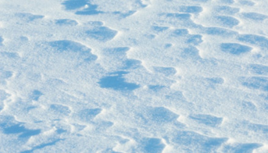 Photo Credit: Jupiterimages/Photos.com/Getty Images Endothermic reactions require energy, meaning they feel very cold to the touch.