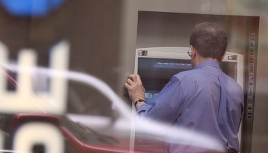La banca electrónica es una comodidad para los clientes y le ahorra al banco un gasto considerable.