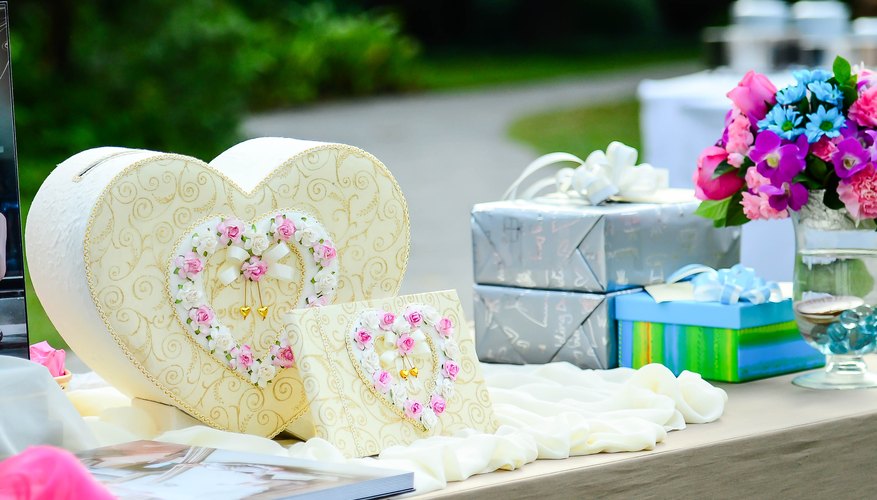 How Much to Give for a Wedding Gift Mom Life