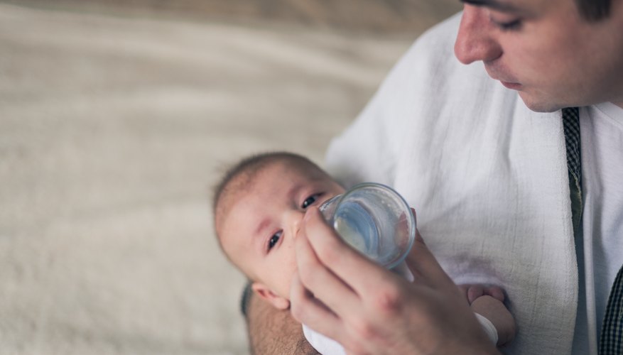 how-to-warm-up-breast-milk-mom-life