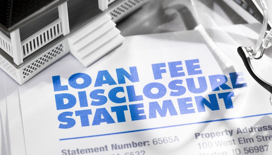 Difference Between a Management Fee & an Expense Ratio