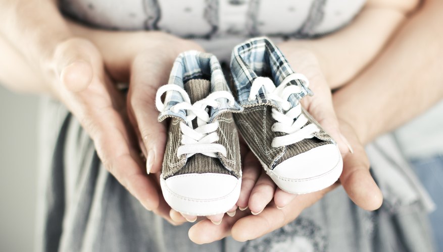 What Size Shoes Should I Get for a 2-Year-Old? | Mom Life