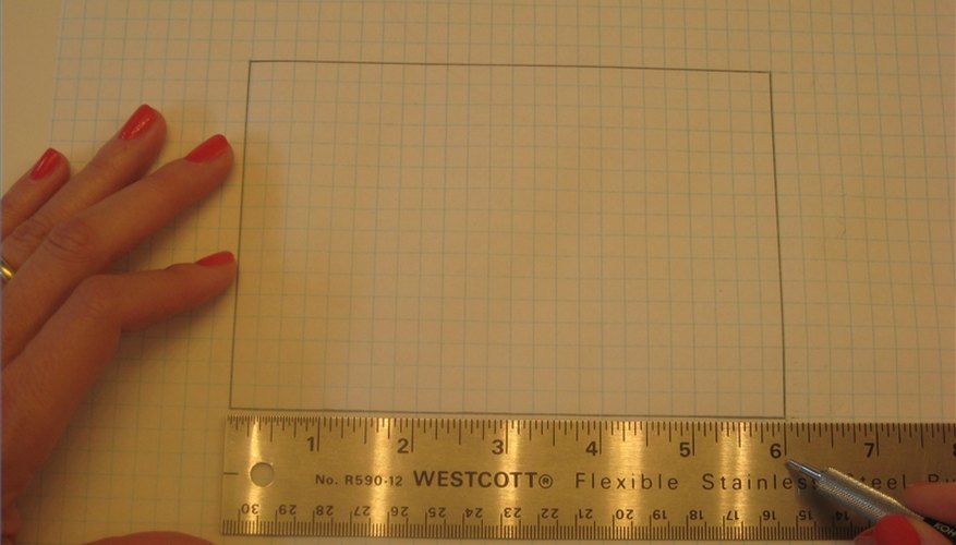 Measuring the first dimension of the original drawing Measuring the first dimension of the original drawing