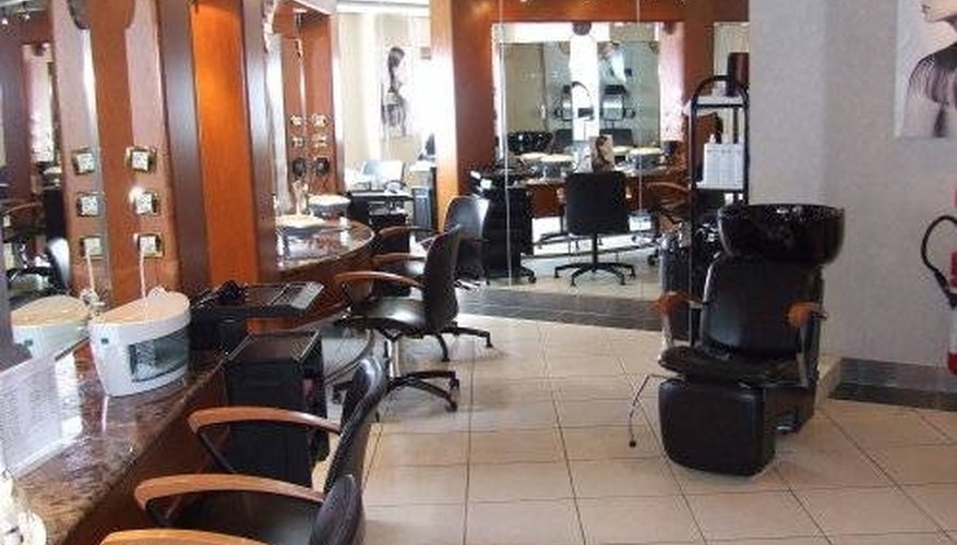 How Does a Beauty Salon Work?
