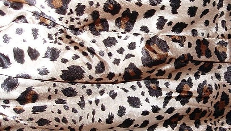 Leopard Print Throw Pillow for Jungle Theme Room Leopard Print Throw Pillow for Jungle Theme Room