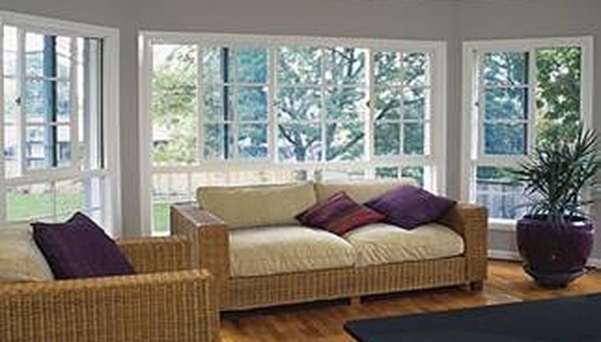 Jalousie windows came into use in the mid-1950s are refinement of casement windows. Jalousie windows came into use in the mid-1950s are refinement of casement windows.