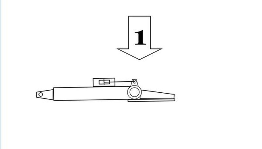 Attaching the manipulator and hinge to the forearm Attaching the manipulator and hinge to the forearm
