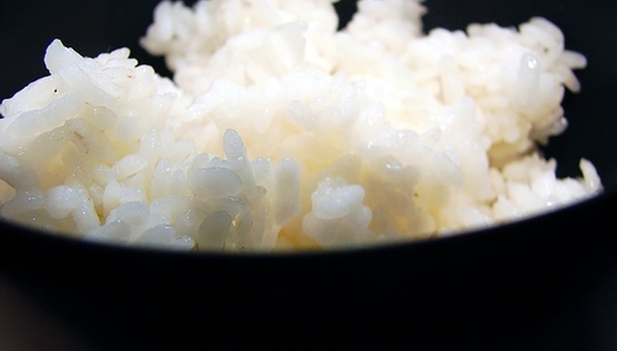 Steamed white rice is a good source of low potassium Steamed white rice is a good source of low potassium