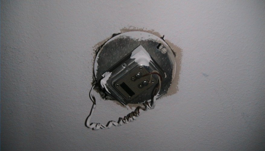 Typical doorbell transformer Typical doorbell transformer