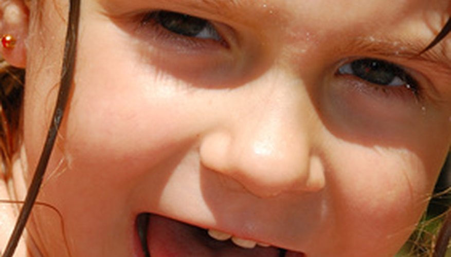Your tongue can help desensitize your gag reflex. Your tongue can help desensitize your gag reflex.