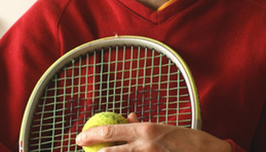Different spots on a tennis racket vibrate in different ways. Different spots on a tennis racket vibrate in different ways.