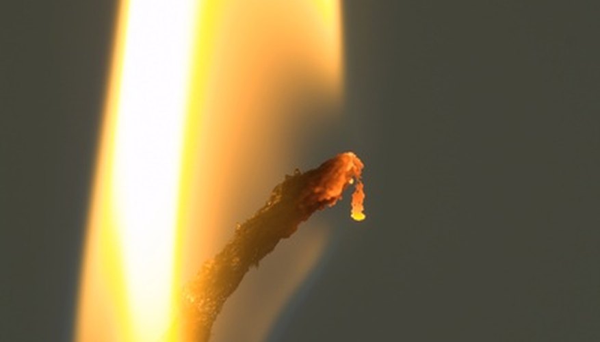The thicker the wick, the faster the burn. The thicker the wick, the faster the burn.