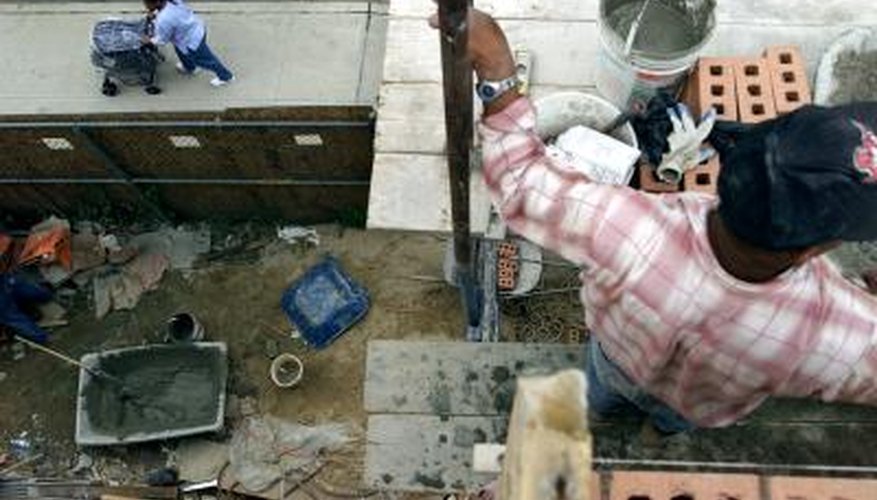 The nylon string and line block are attached to this brick wall project. The nylon string and line block are attached to this brick wall project.