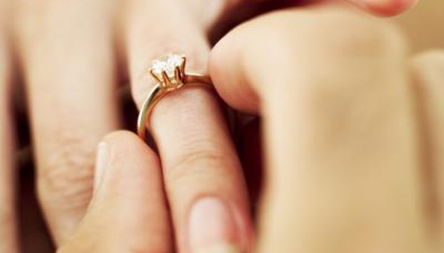 A non-committal man will clearly state that he is not interested in marriage. A non-committal man will clearly state that he is not interested in marriage.