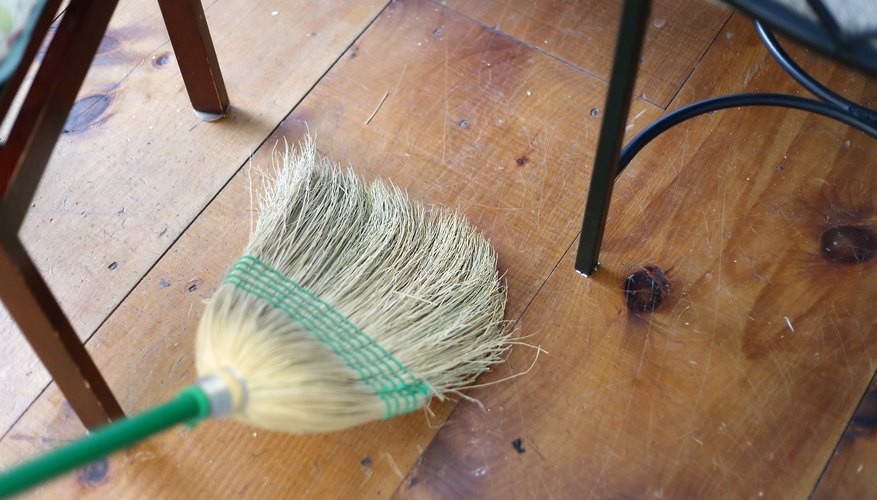 the-best-way-to-mop-a-floor-homesteady