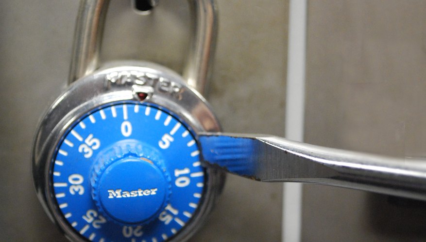 How to Break a Master Lock Without a Key  Our Pastimes