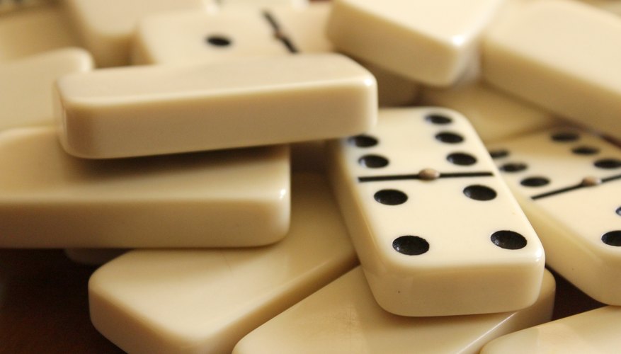 how-many-dominoes-are-in-a-set-our-pastimes