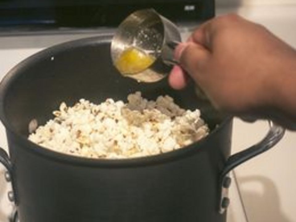 how to make movie popcorn at home