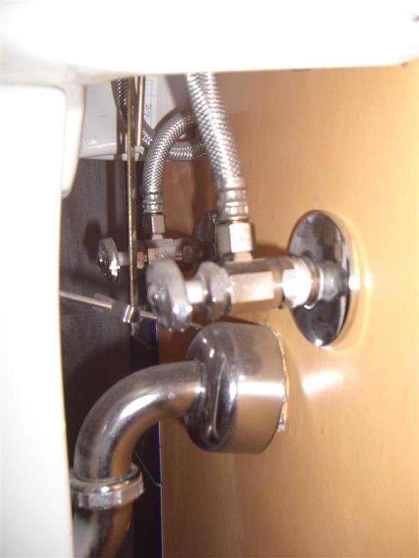 How To Install A Bathroom Vanity Sink Ehow