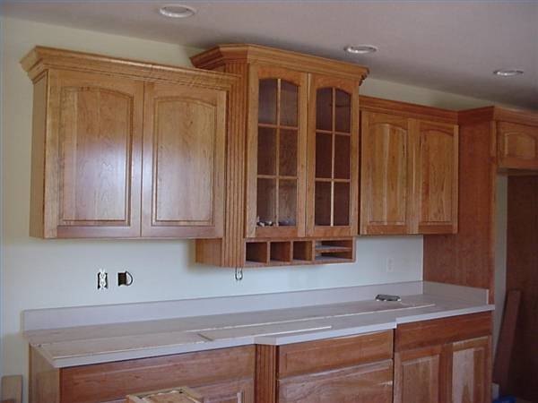 How to Cut Crown Molding for Kitchen Cabinets | eHow