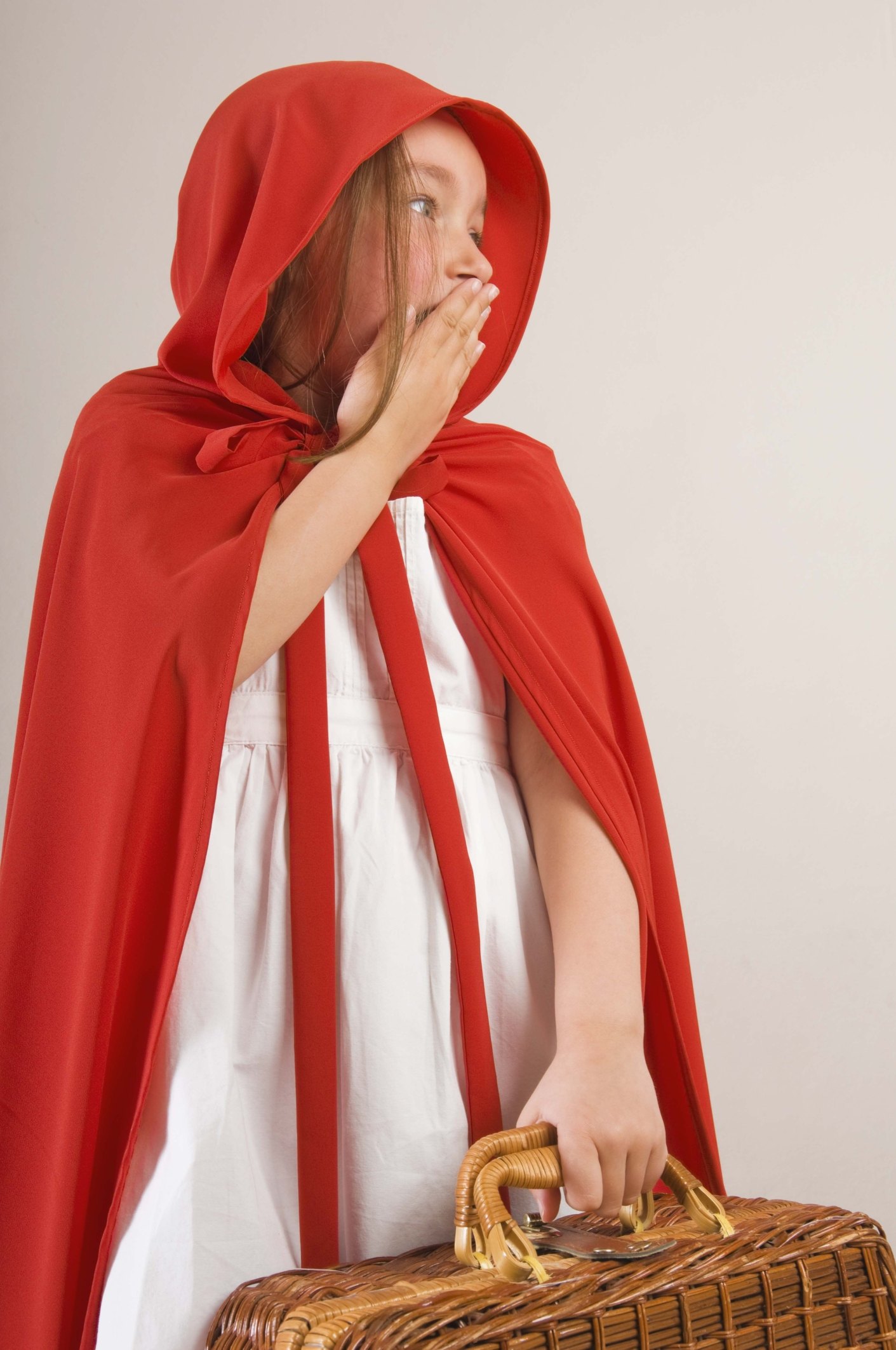 How to Make a Cape With a Hood for a Child Without Sewing | eHow