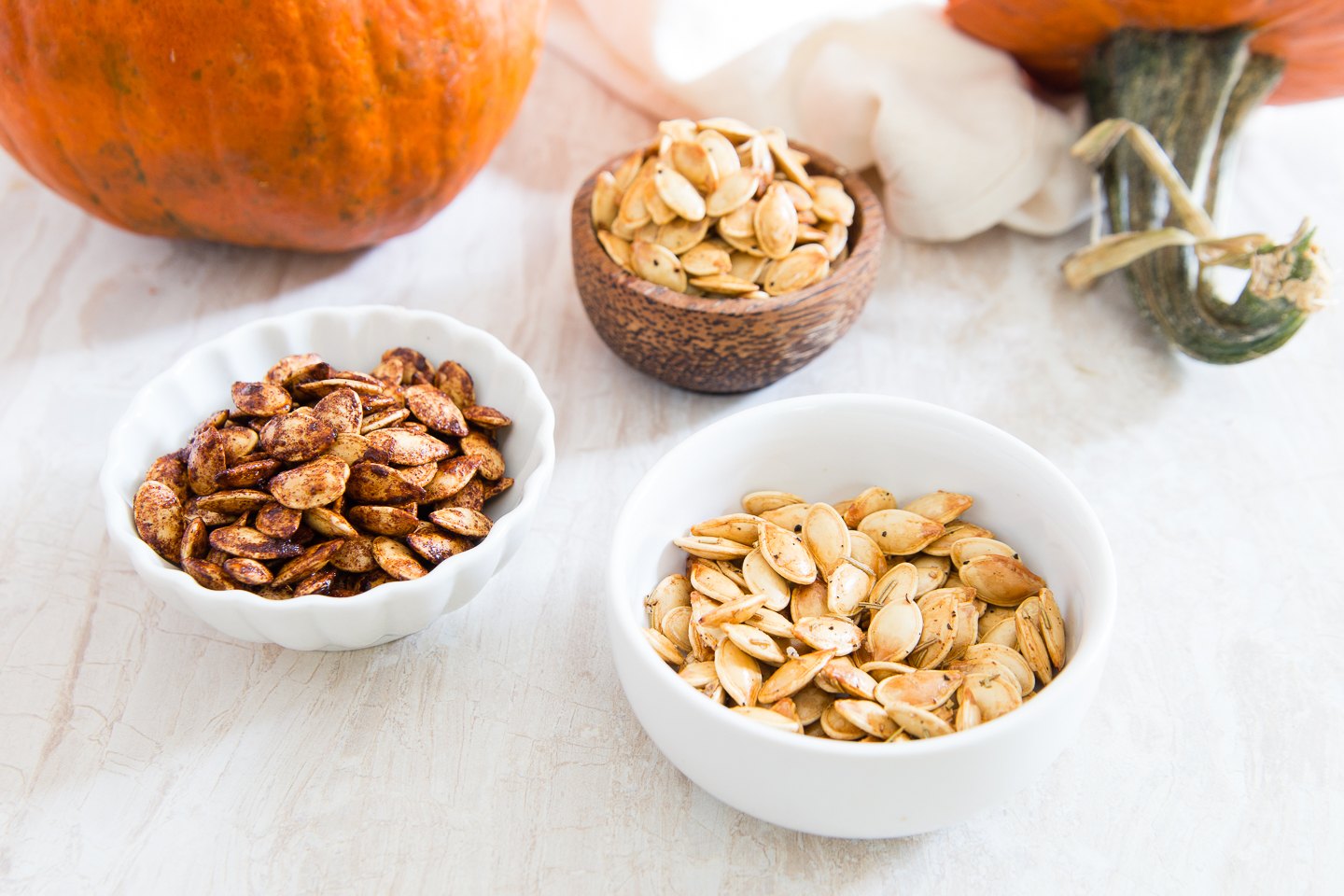 three-ways-to-roast-pumpkin-seeds-this-fall-ehow