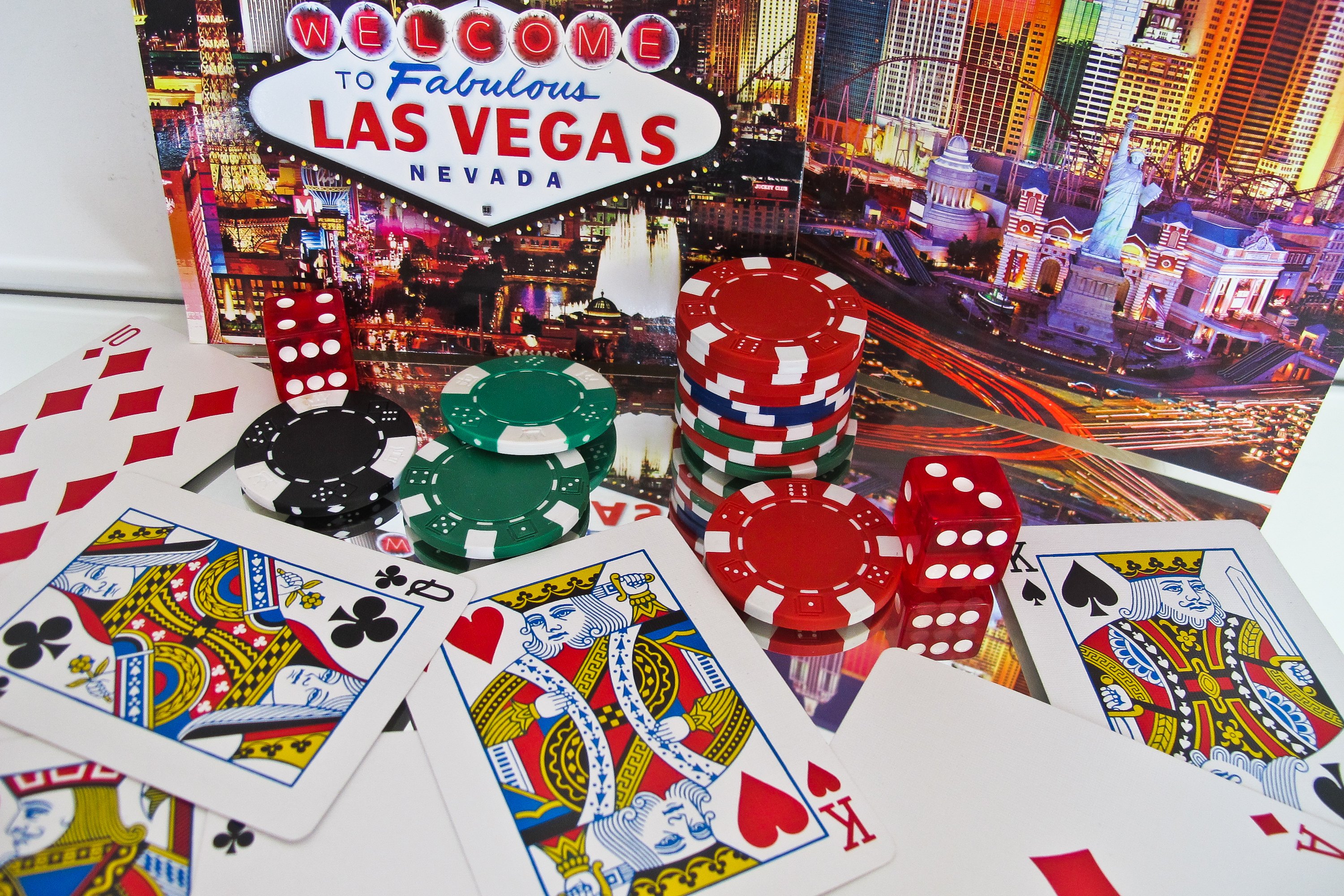 Ideas for a Vegas Theme Party (with Pictures) | eHow