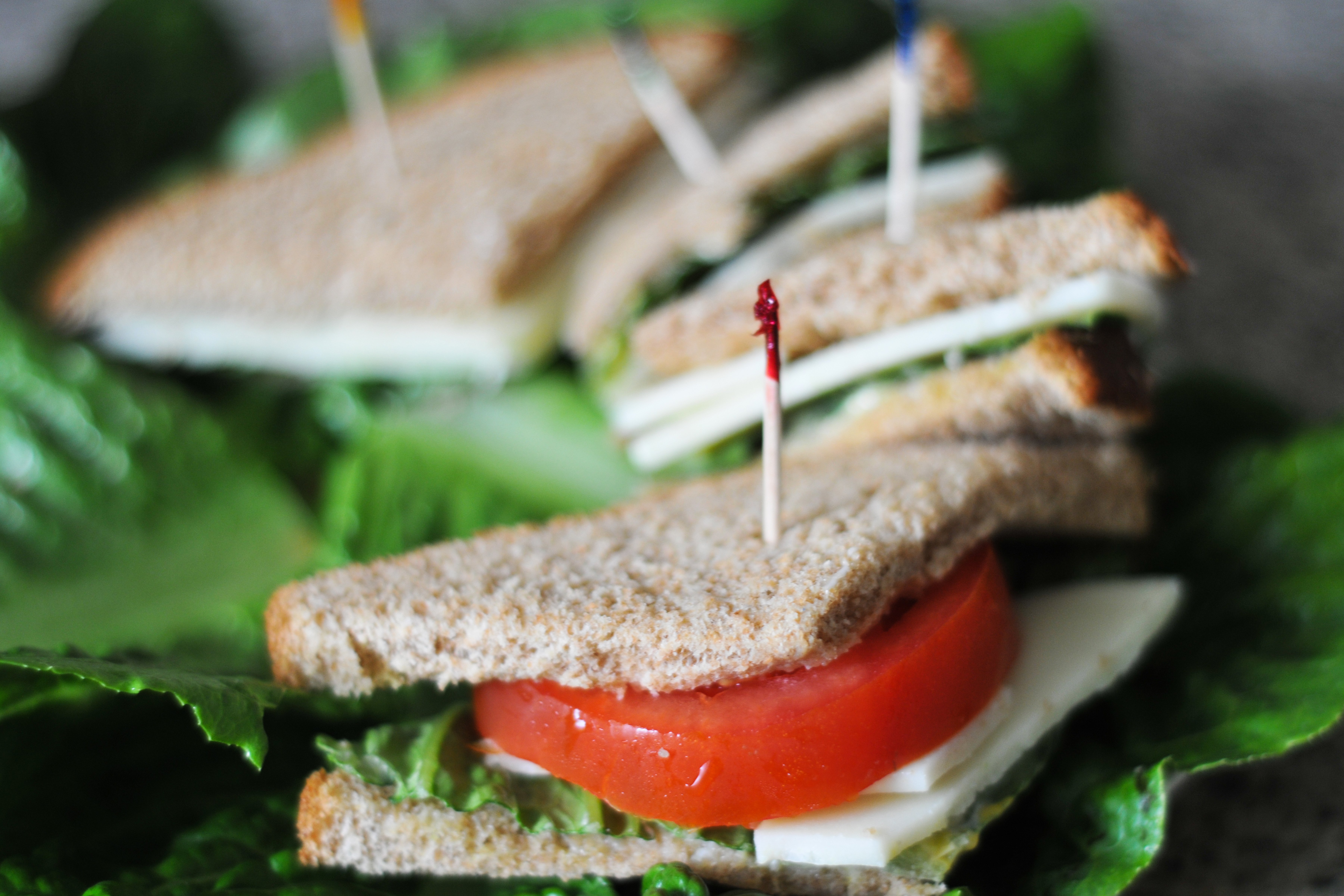 how-to-arrange-sandwiches-on-a-garnish-tray-with-pictures-ehow