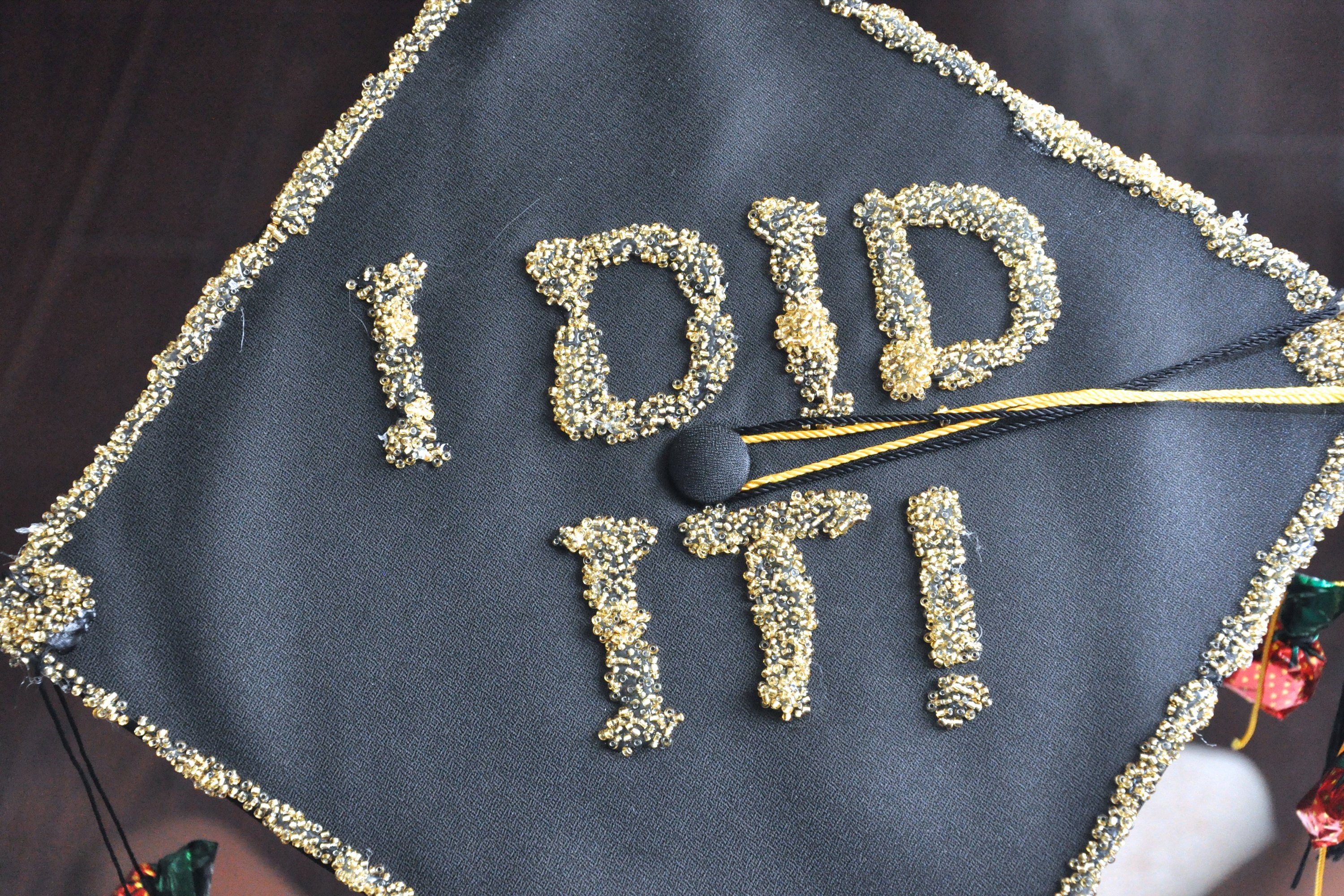 How to Decorate Graduation Caps (with Pictures) | eHow