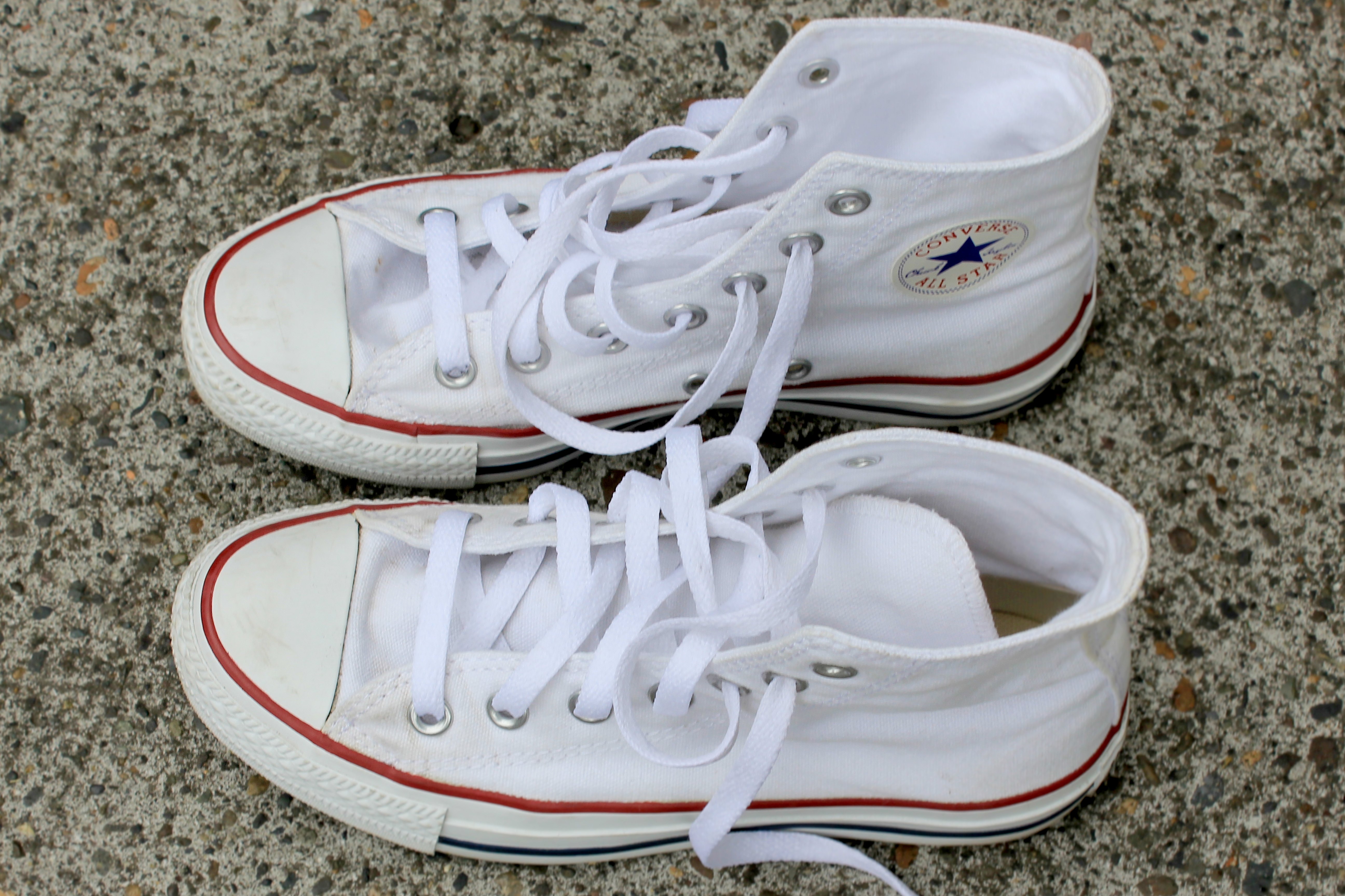 How to Clean White Converse (with Pictures) | eHow