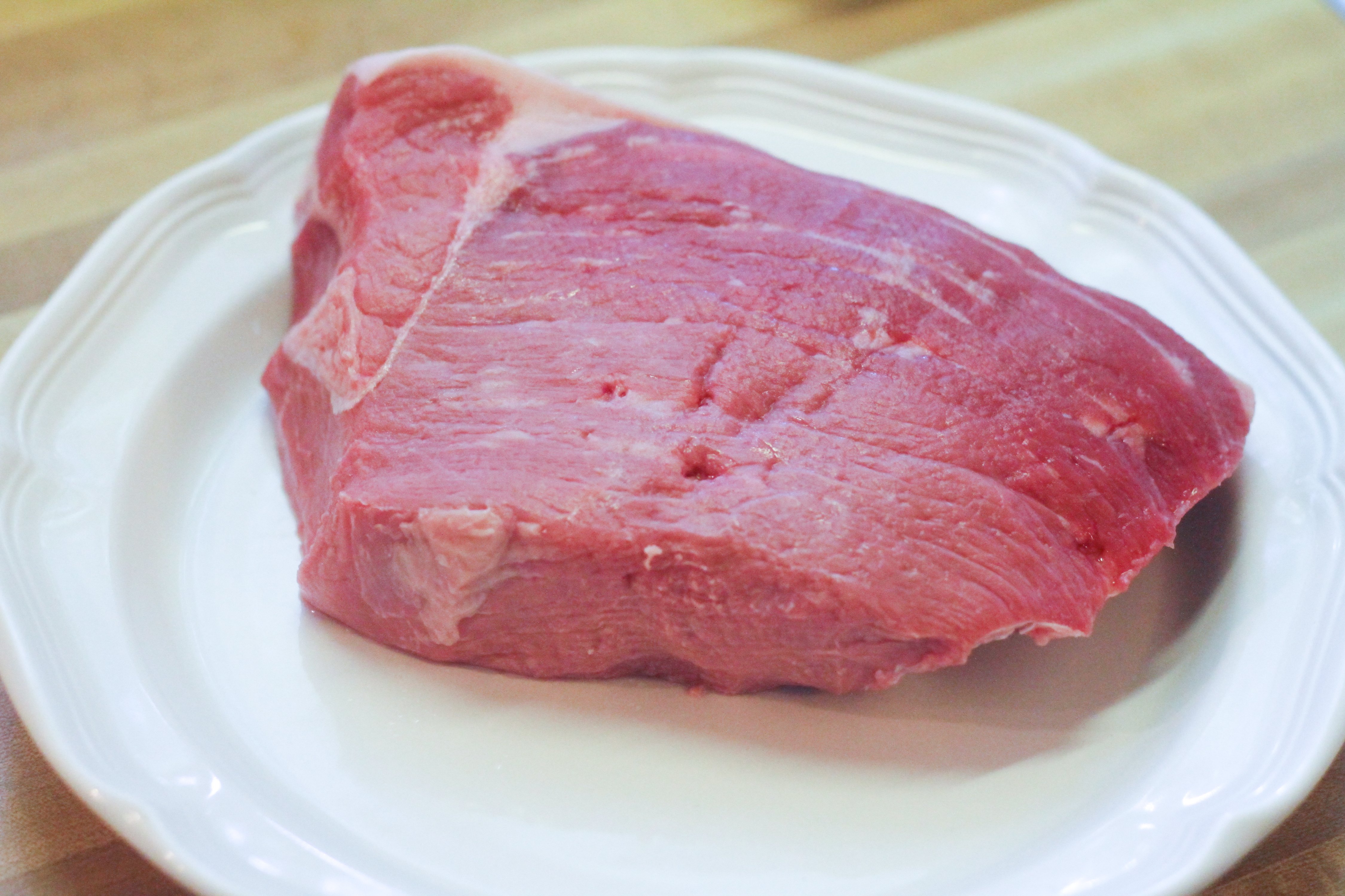 How to Cook Beef Bottom Round Roast in a Crock-Pot | eHow