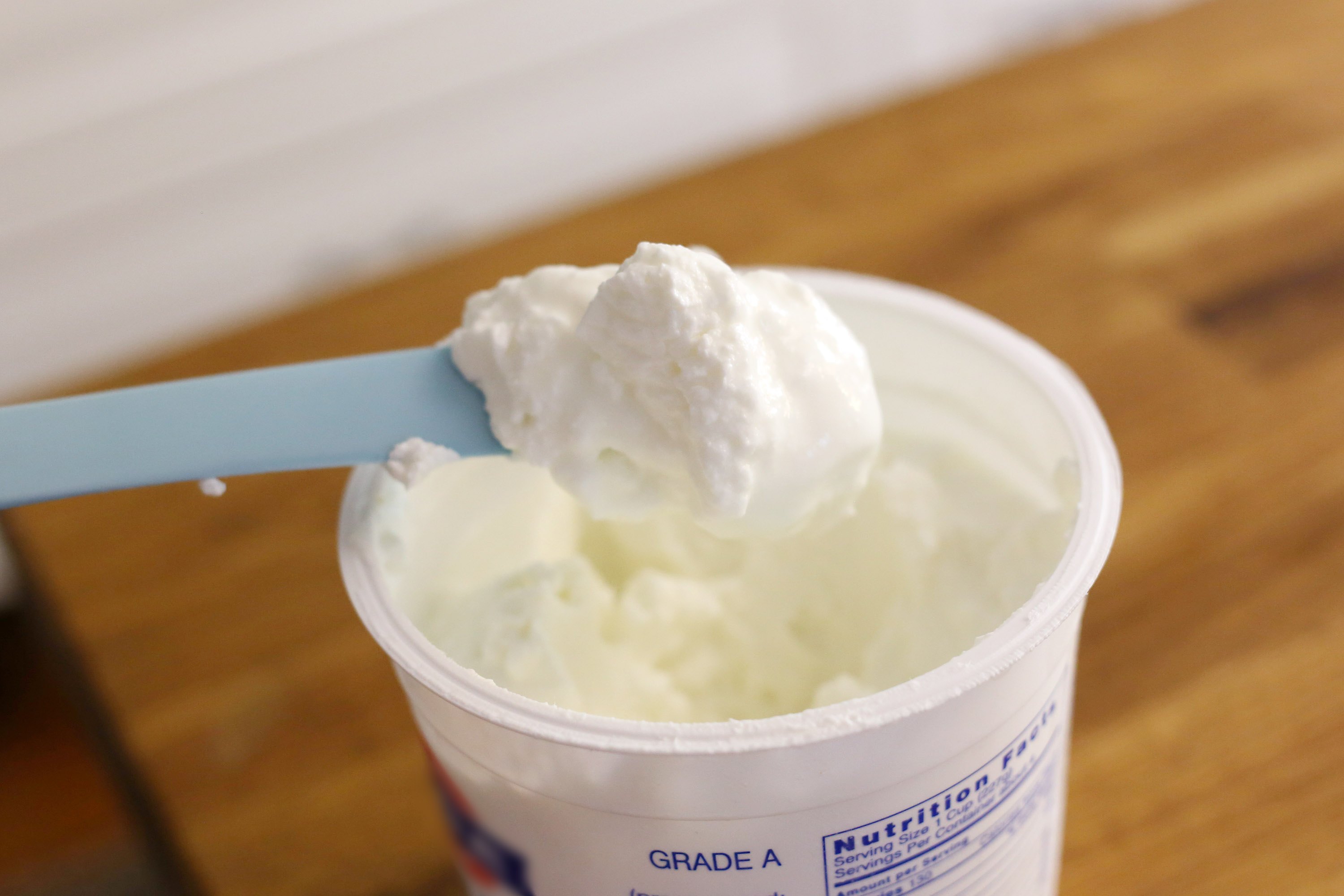 how-to-make-greek-yogurt-taste-like-sour-cream-ehow