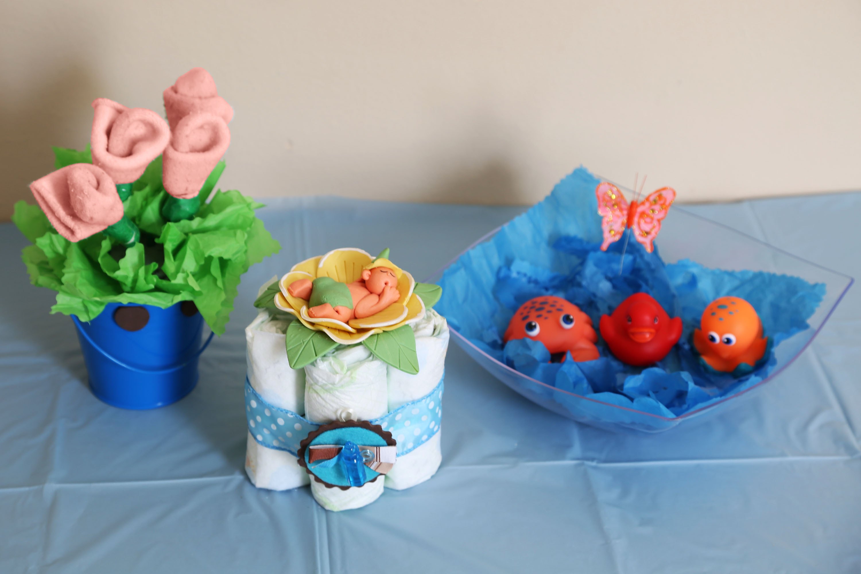 Do-It-Yourself Centerpieces for a Baby Shower | eHow