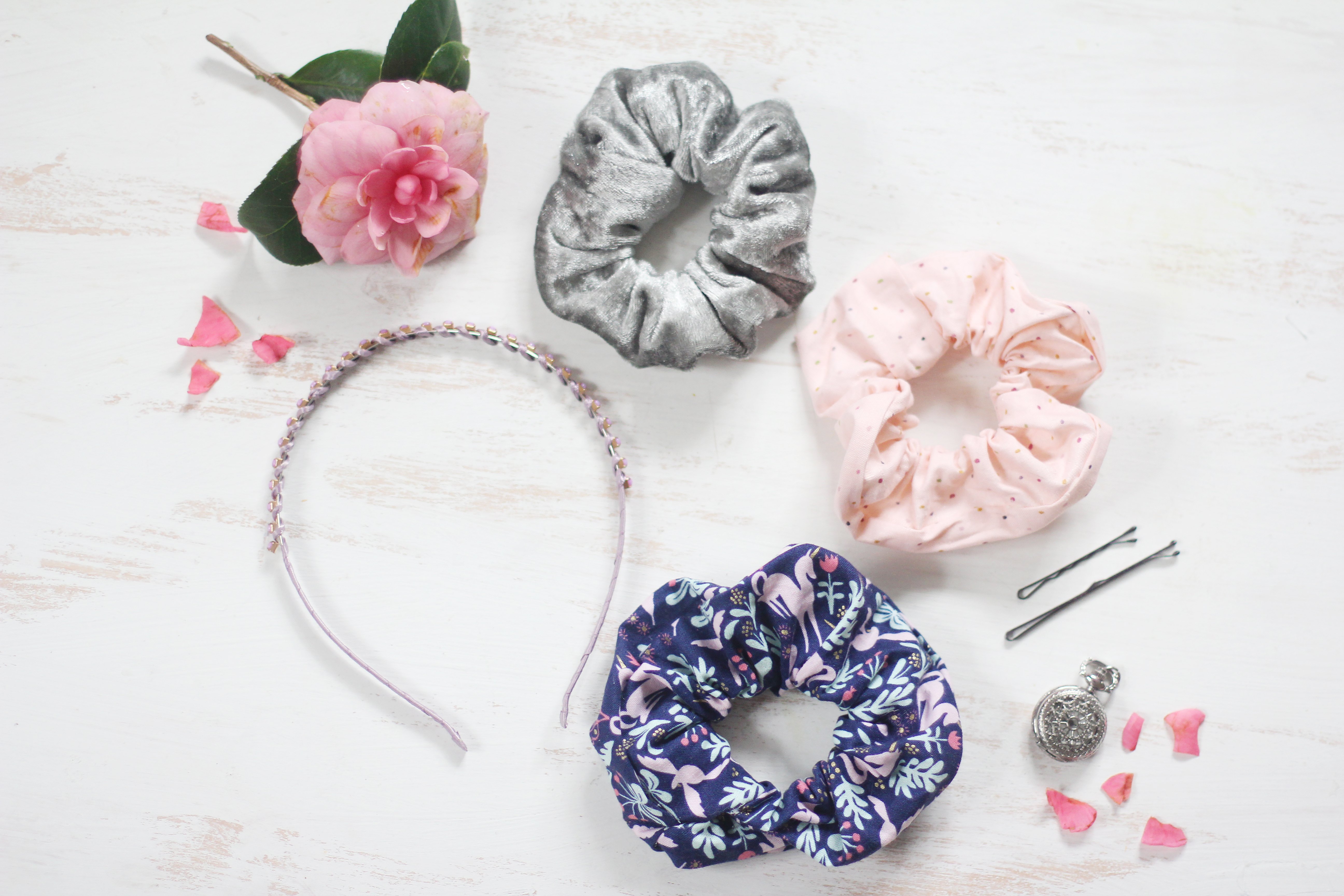 sewing tutorial repair eHow DIY Tutorial Hair Scrunchie