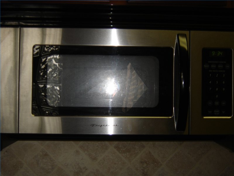 How to Check if a Dish is Microwave Safe | eHow