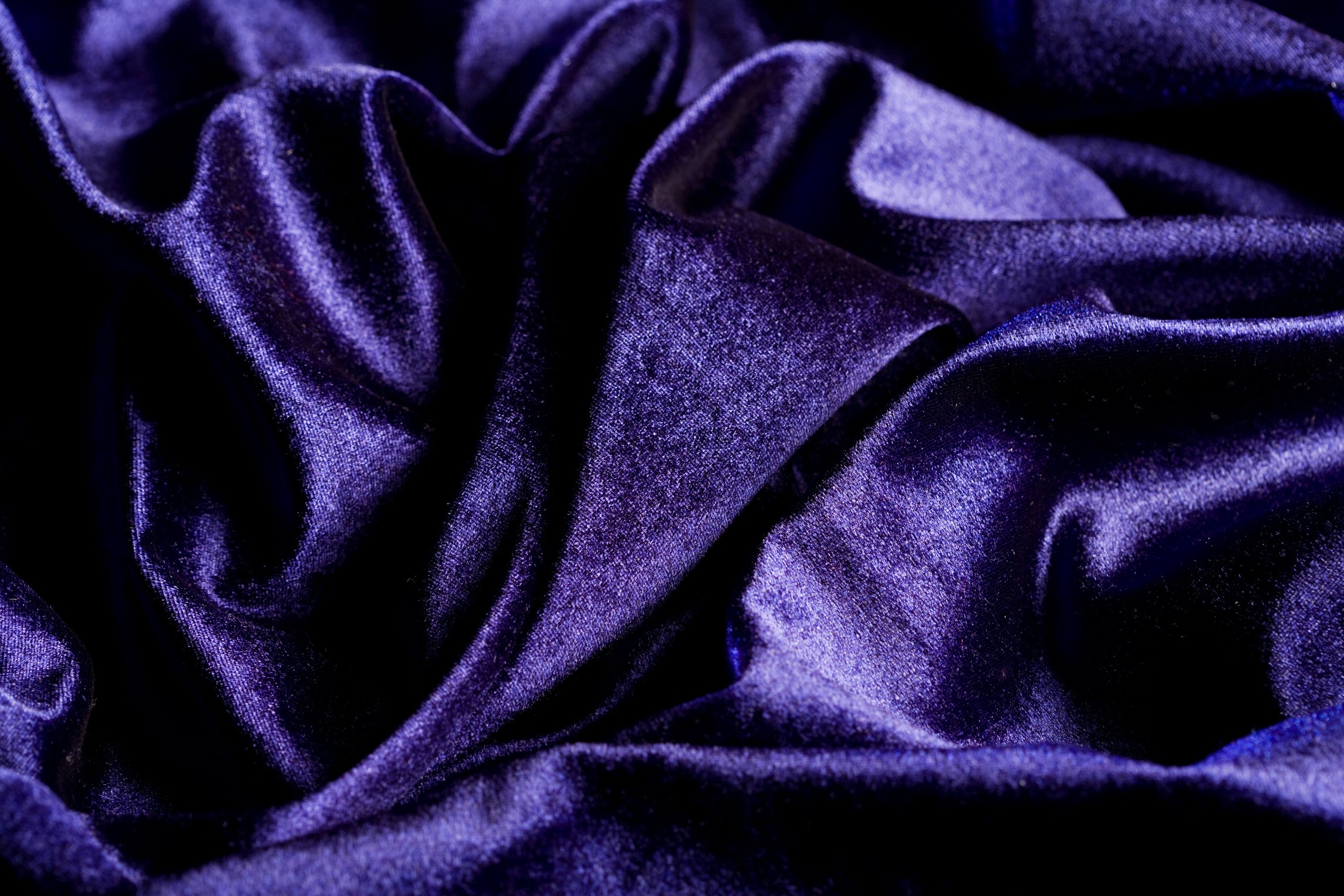 How to Bleach Velvet Fabric | eHow