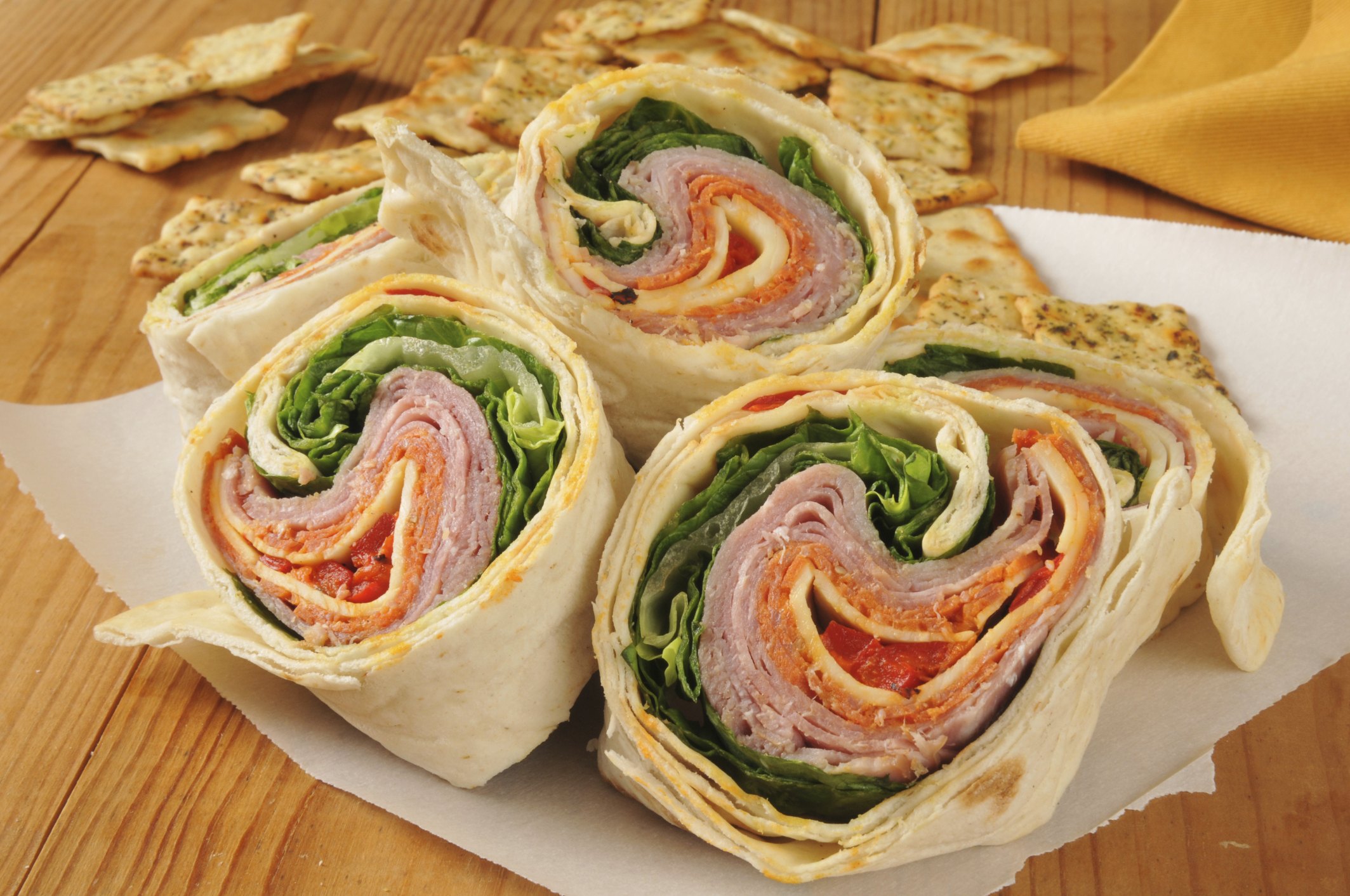 How to Make a Sandwich Wrap eHow