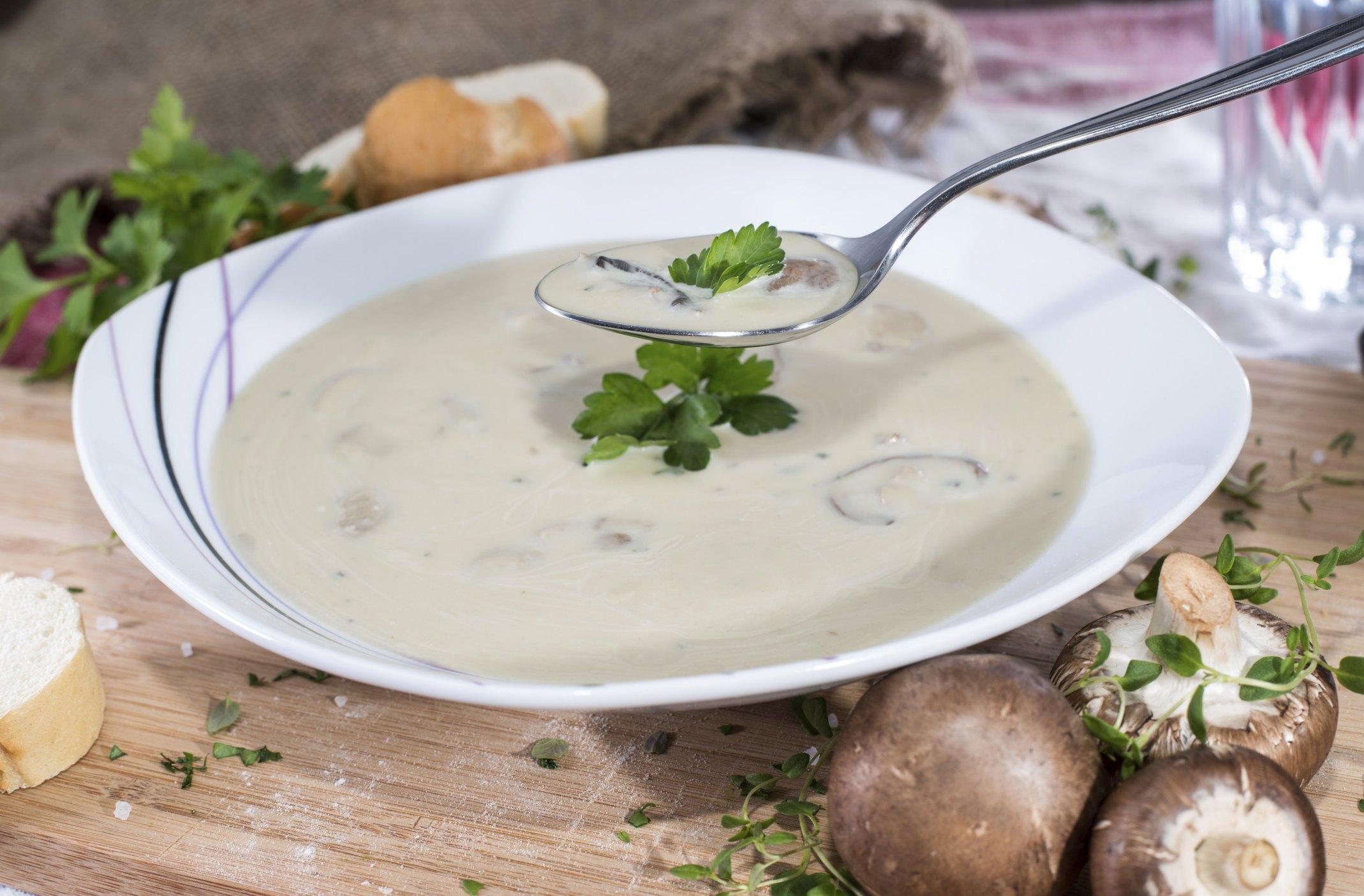 How to cook mushroom soup from frozen flesh How to cook mushroom soup from frozen flesh