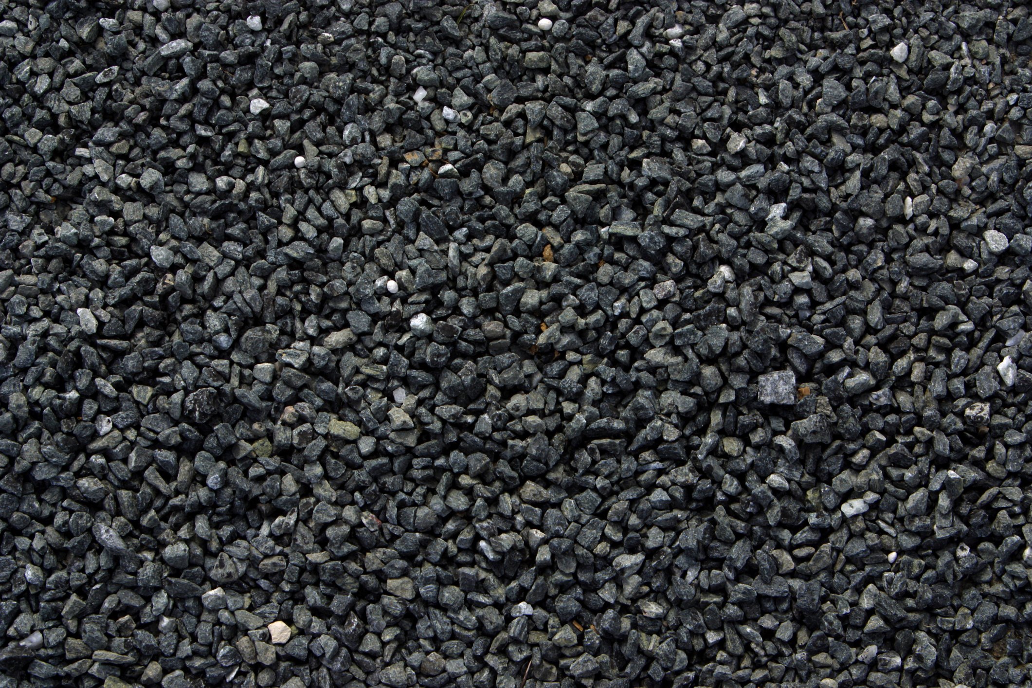 How to Put a Crushed Granite Walkway in Your Backyard | eHow