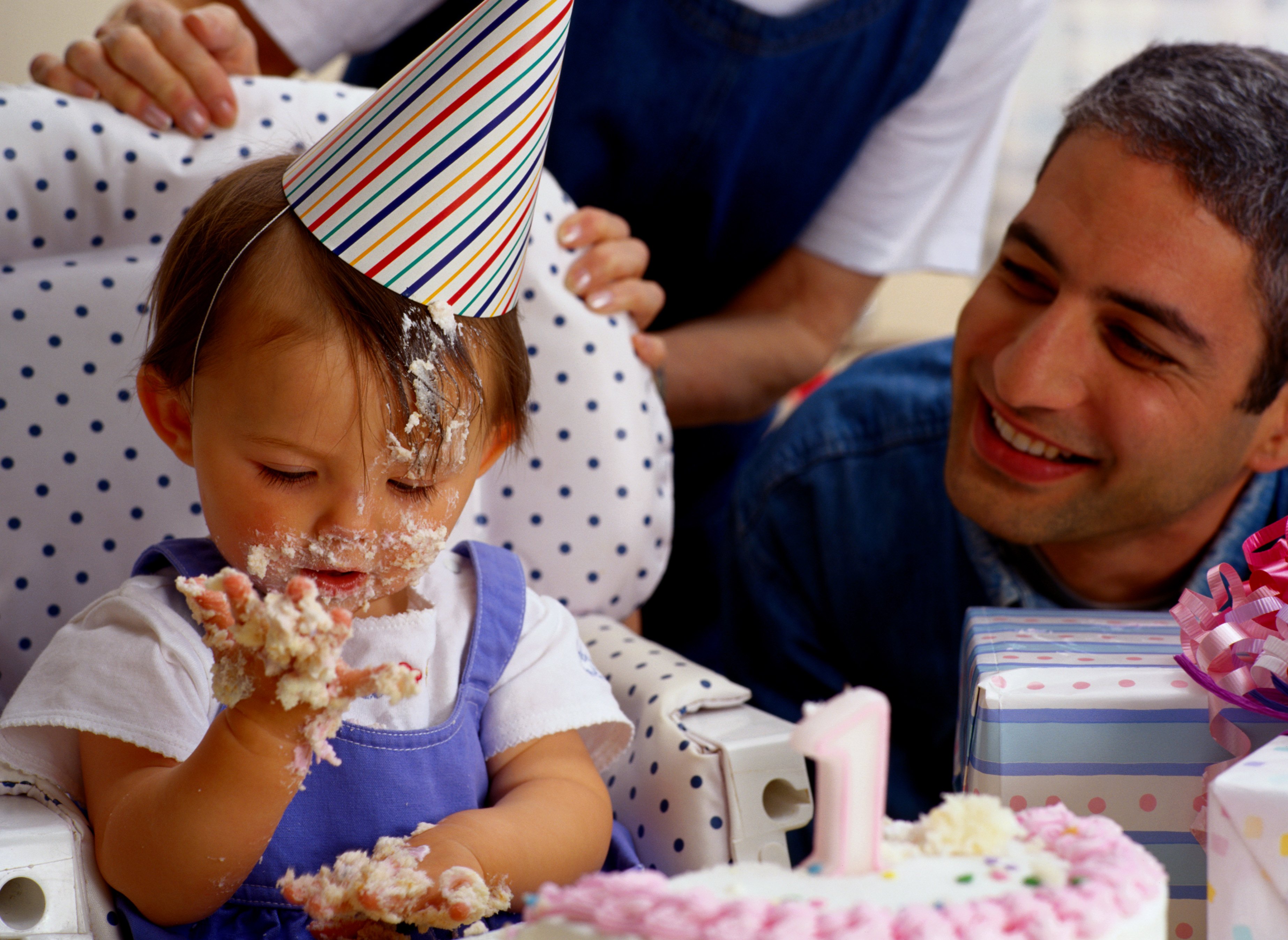 how-to-make-a-high-chair-birthday-banner-ehow